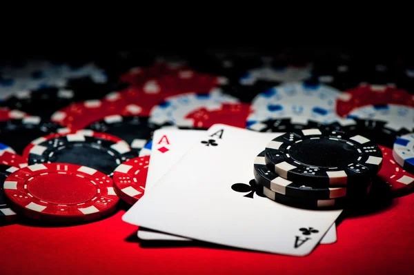 ekings 4D Number Game interface showing draw schedule and results on mobile and desktop
